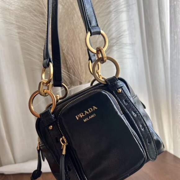 Prada bag - Picture 7 of 9
